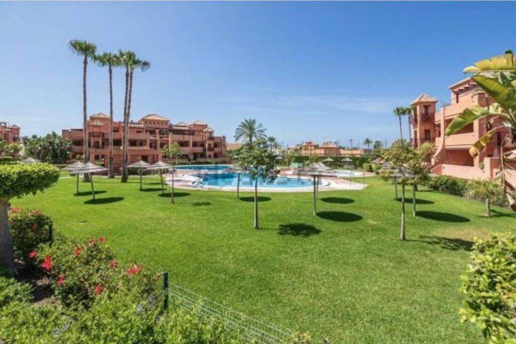 PUSHE Playa Granada Beach&Golf 2 Motril Bagian luar foto